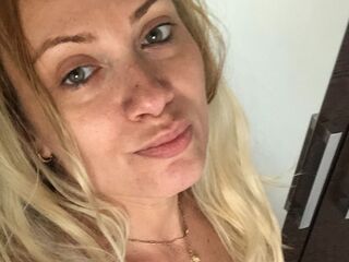 AlexyaRebeka