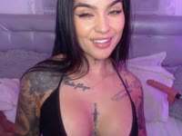 I am attracted to a genuine connection, looks that say more than words, and the play of imagination. I like it when someone knows how to maintain tension and enjoys the little details.