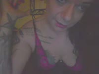 Hey there, Sanne here. 42 years old from vibrant Amsterdam. I think I