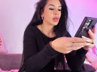 Welcome to the wild side, baby — I’m Bianca!Think sweat, spice, and a little sin.I serve up raw, unfiltered fitness meets after-dark fantasy