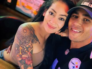 cam couple livecam WolfCouple