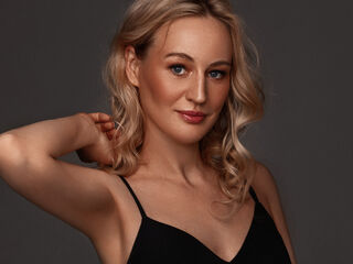 bizarre fetish cam AbeyAmaze