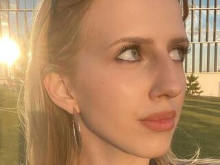 camgirl masturbating with sextoy AishaSpringstead