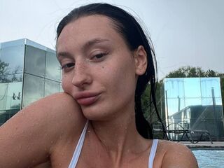 fingering girl chatroom AliceLewandovski