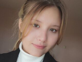 camgirl spreading pussy AliciaBergreen