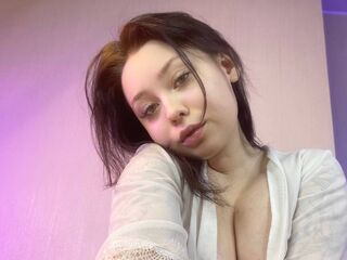 beautiful webcam girl AlikaLevis
