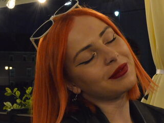 free video chat room AlisMoona