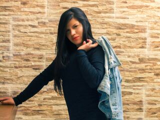 girl showing tits AlishaRestrepo