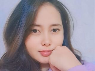 cam girl masturbating with dildo AlmariWilliams
