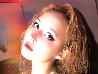 webcamgirl video chat AlyonaMew