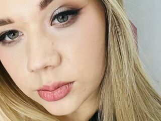 cam girl chat room AminaDigges