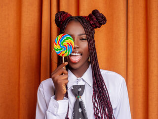 camgirl chat room AniahMoon