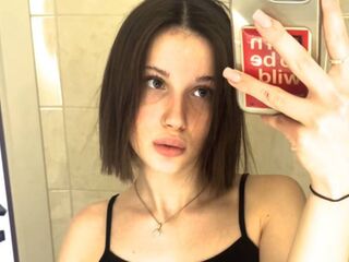 camwhore picture AsaCrystal