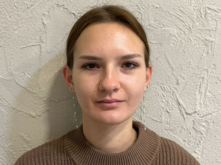 livesex cam girl BritneySwiss