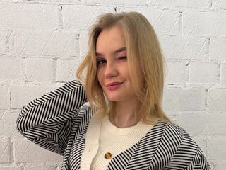 free chat room CamillaCapoccia