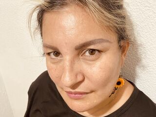 adult cam show CarolinaCruss