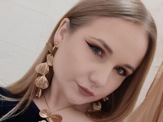 fingering cam whore CarolinaEvan