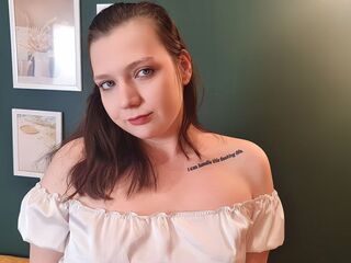 hot cam slut CarolineLuis