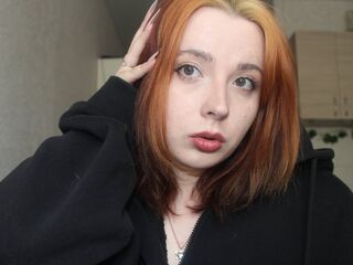 nude webcam girl CassiStone