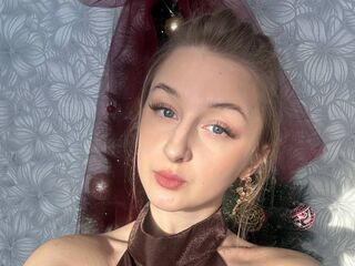 livesex cam girl CharoletteHeckle