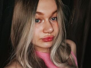 cam girl spreading pussy CirillaAkerman