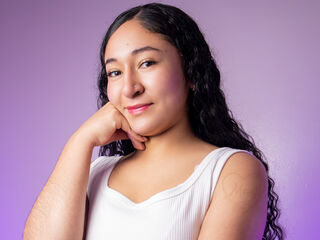 camgirl chatroom DanyMoon