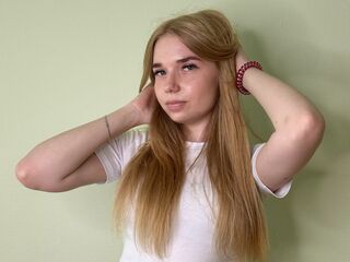 shaved pussy cam DarelAldis