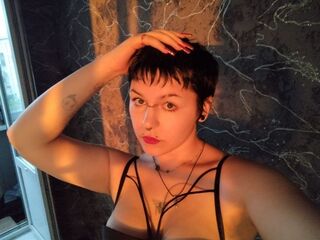bedroom cam DeniseHalle