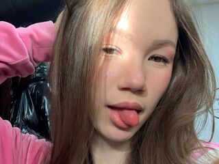 camgirl showing pussy DominicaAuerbach