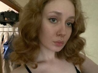 hot cam girl fingering pussy DoraOashey