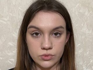 nude cam girl photo DwanaNewtown