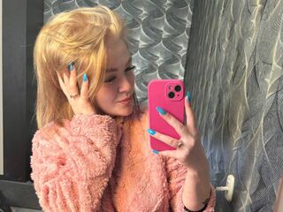hot cam show ElizabethCamaro