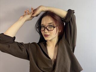 camwhore shaving pussy ElizabethHerrer