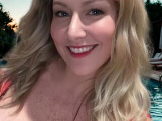 sexy cam girl EllaSophiaNoir