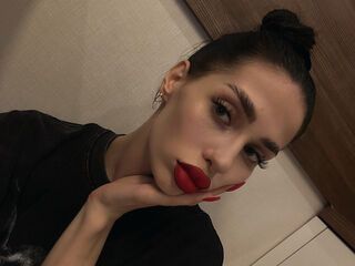 free webcam photo EmiJones