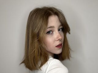 naked camgirl gallery EmiliaMurchie