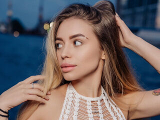 teaser chat EmilyBeverly