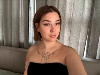 beautiful webcamgirl FrankieGarner