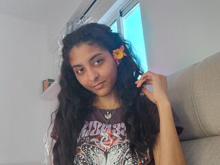 anal GenevieveBrown