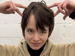 masturbating webcam girl GermaineBininger