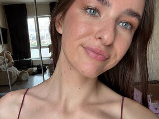 naked girl with webcam masturbating GingerWareham