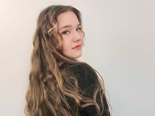 chatrubate cam girl GrayceSerrell