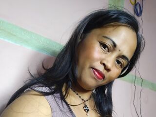 naked girl with cam masturbating HaingoTsinjo
