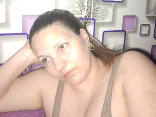 camgirl masturbating with sextoy HelaHapy