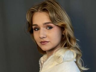 shower cam HelenPetrini