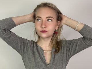 sexy cam girl picture HisakoHenn