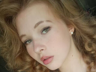 girl webcam show IllaPytlewski