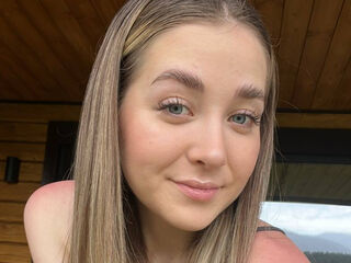 webcamgirl chat room IlonaCabiness