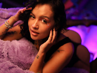 chatroom webcam pic IsabellaMontier