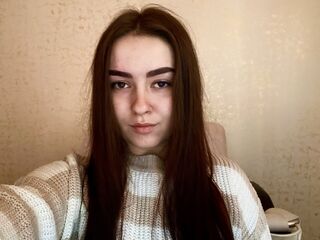 cam girl playing with vibrator IvyKropp